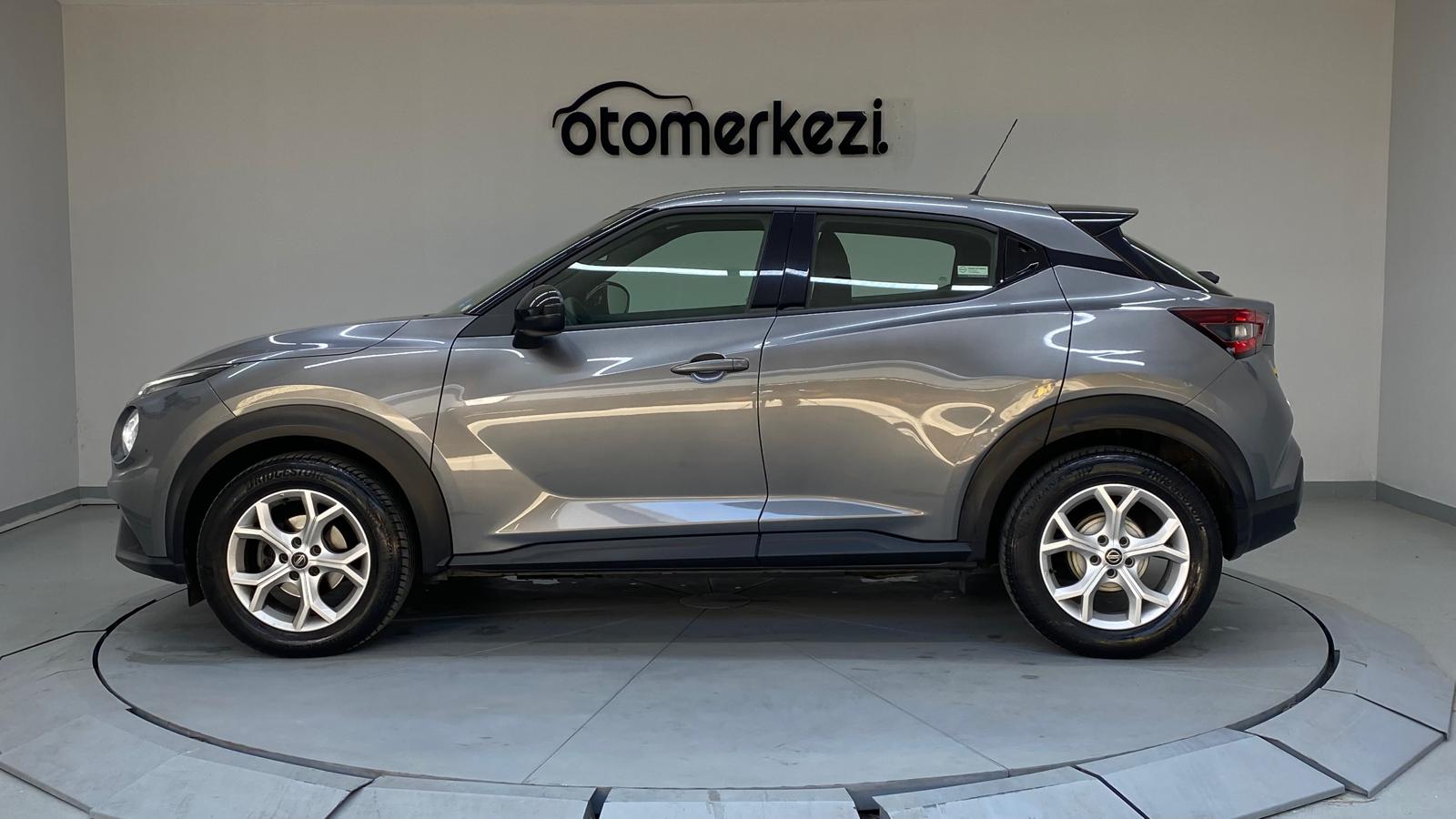 NISSAN JUKE 8